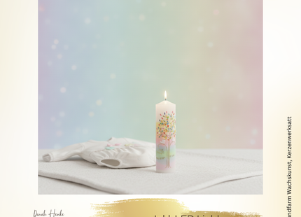 Taufkerze Lebensbaum „Aurora Borealis“ – Exklusive Handarbeit mit zartem Kreuz & Personalisierung