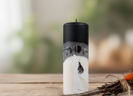 Kerze Duality in Schwarz und Weiss mit der Wolfsfrau im Mondlauf- erkenne dein Inneren Licht 