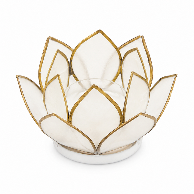 Weißes Lotus-Windlicht mit edlem Goldrand als Teelichthalter, freigestellt für den Onlineshop.