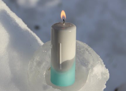 Runenkerze ISA mit Runenkompass – Spirituelle Kerze für Klarheit, Meditation & Rauhnächte