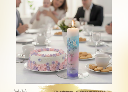 Wachskunst aus der Grundfarm – handverzierte Taufkerze als bleibende Erinnerung an die Taufe