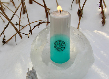 Runenkerze ISA mit Runenkompass – Spirituelle Kerze für Klarheit, Meditation & Rauhnächte