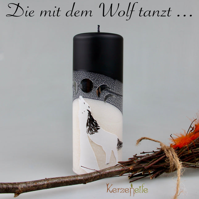 Spirituelle Kerzenkollektion: Wolfsfrau, Licht & Schatten, Rauhnachtkerzen, handgemacht in der Grundfarm Wachskunst, perfekte Begleiter für Rauhnächte und Wintersonnwende