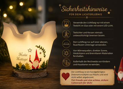 Sicherheitshinweise für den Lotus-Lichtfang Weihnachtswichtel aus Wachs mit Fichtelwichtel-Motiv, Teelichtglas, LED-Licht und sicherer Anwendung zur Weihnachtszeit.